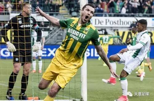 亚历山大 亚历山大